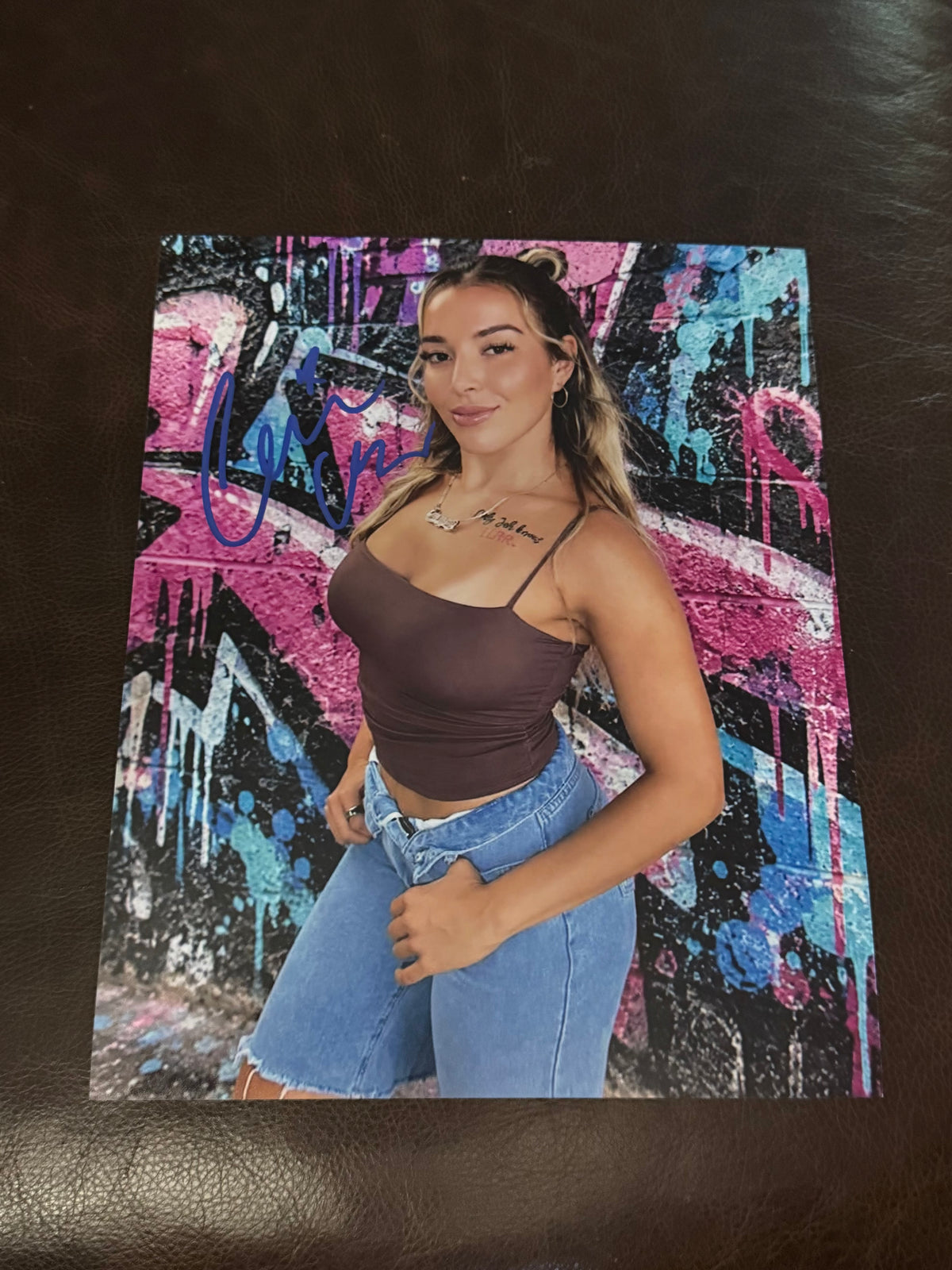 Carolina Cruz Autographed 8x10 Photo