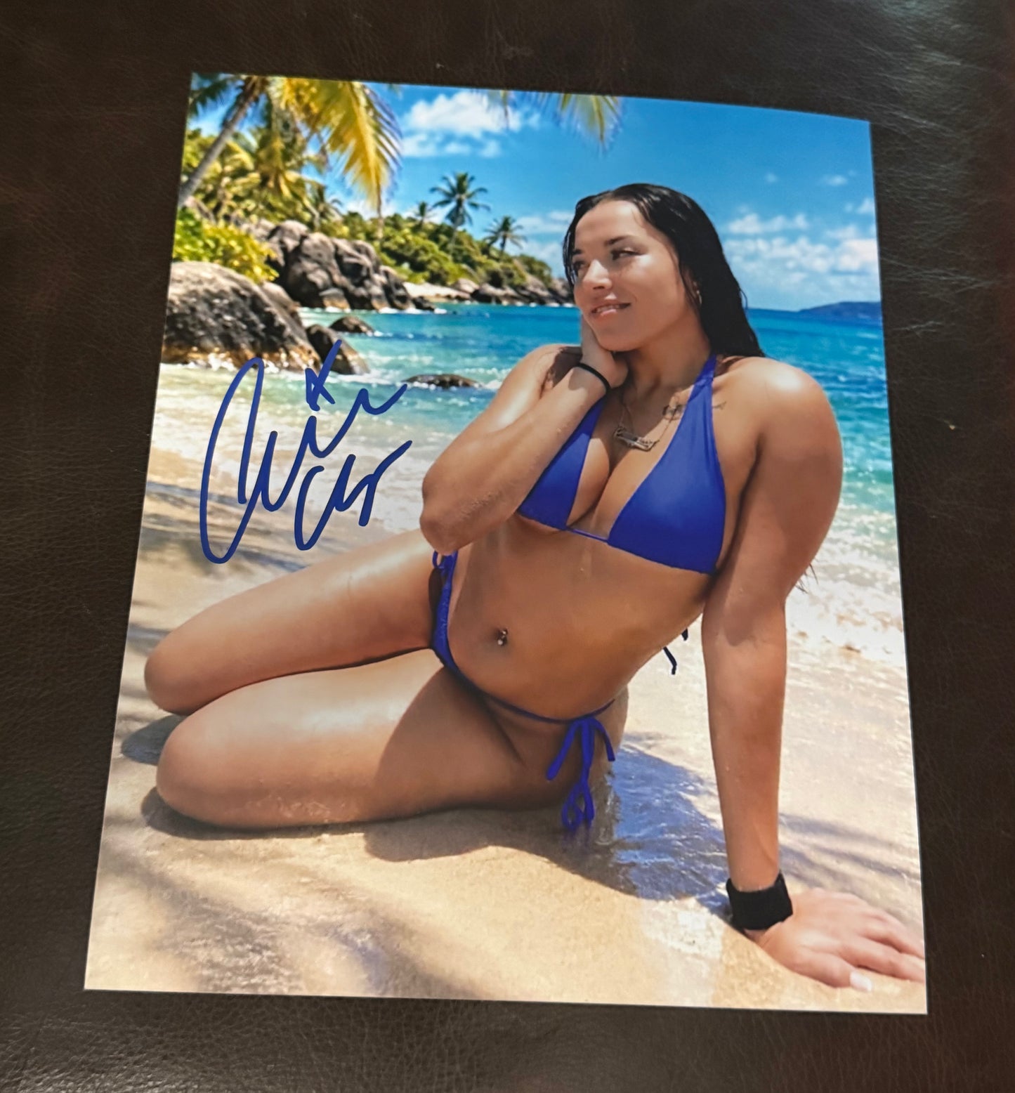 Carolina Cruz Autographed 8x10 Photo