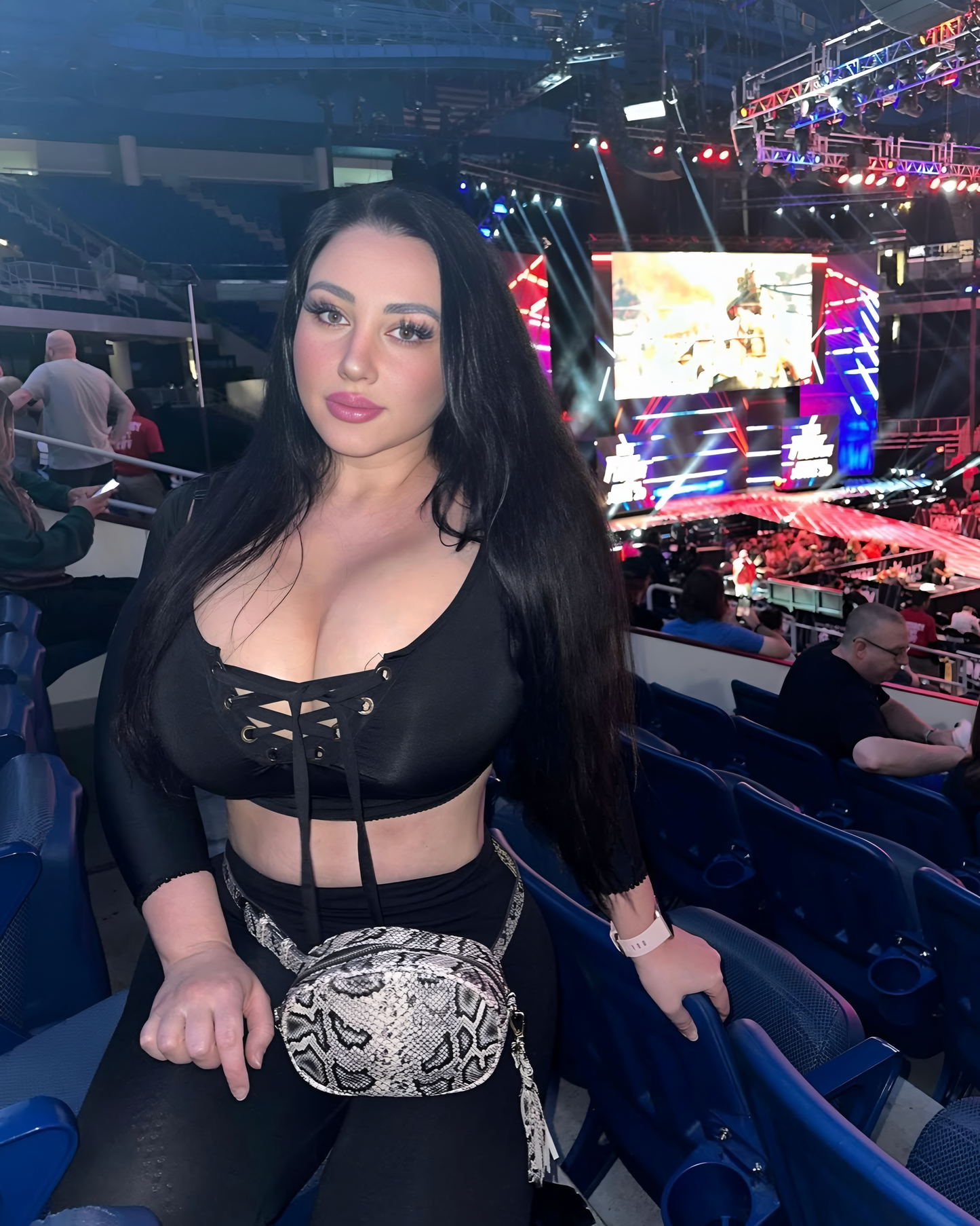 Sofia Sivan 8x10 Wrestlecon Pre-Order Photo