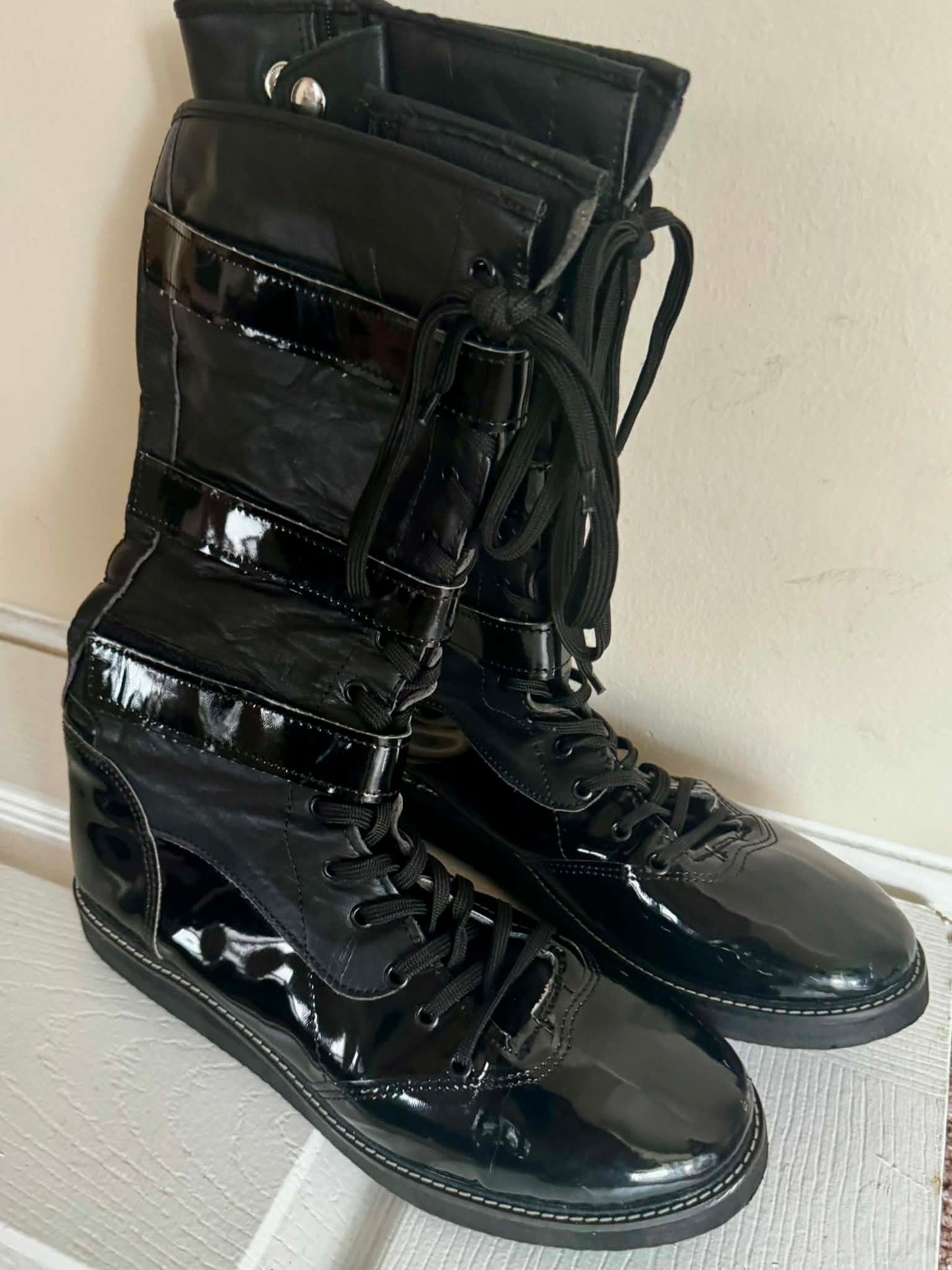Freya The Slaya Ring Worn Gear (BOOTS)