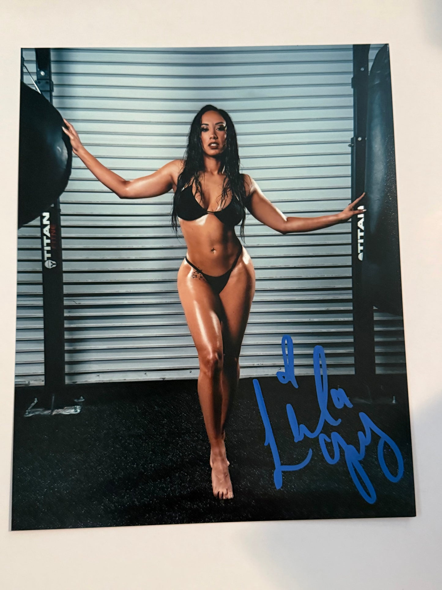 Leila Grey autographed 8x10 Photo