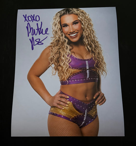 Brittnie Brooks Autographed 8x10