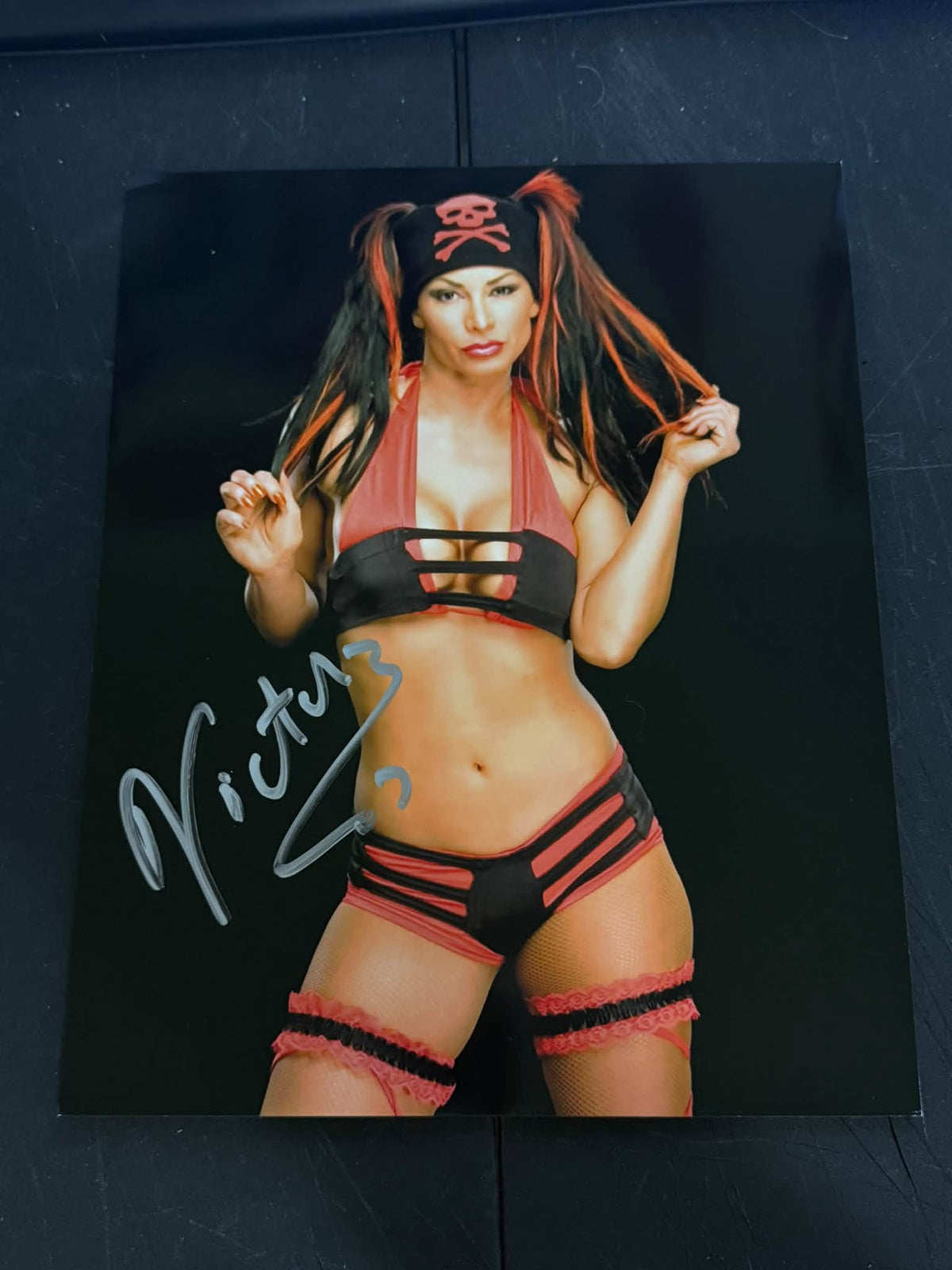 Victoria Autographed 8x10 Photo Signed Lisa Voran