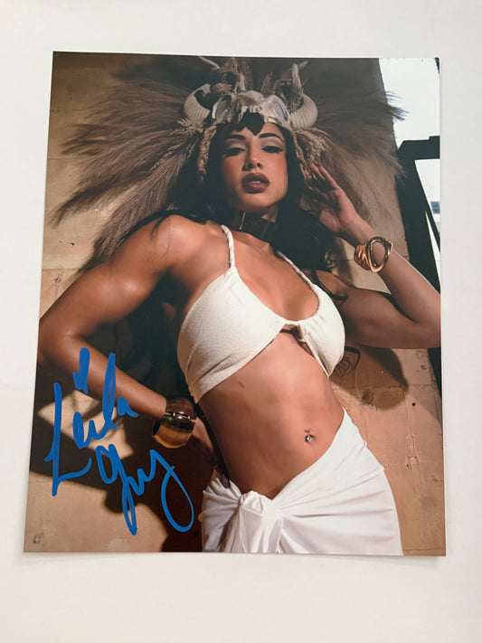 Leila Grey autographed 8x10 Photo