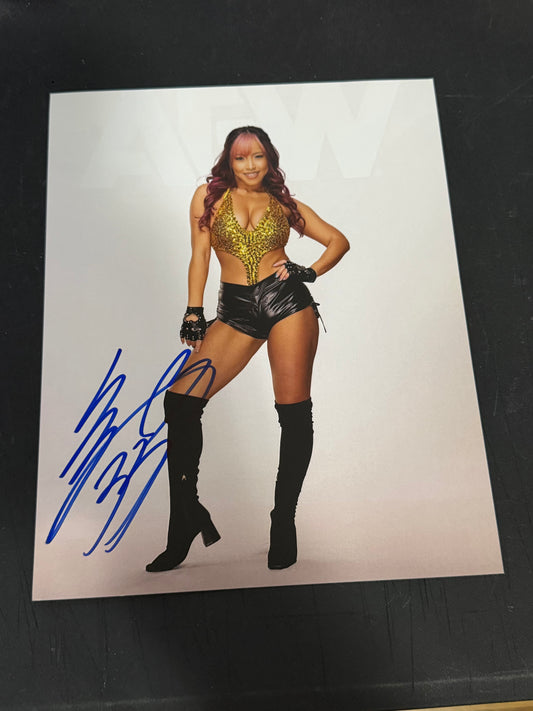 Mina Shirakawa Autographed 8x10 photo