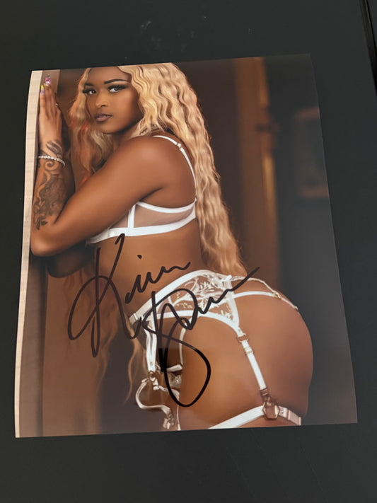 Kiera Hogan Autographed 8x10