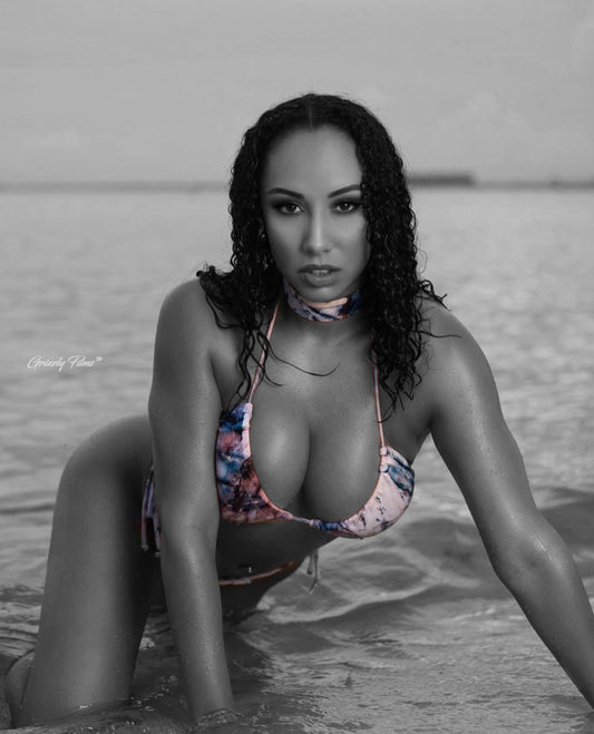 Leila Grey Wrestlecon Pre Order 8x10 Spotlight Photo