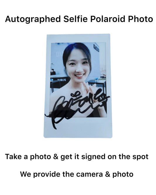 Black Dahlia Autographed Selfie Preorder