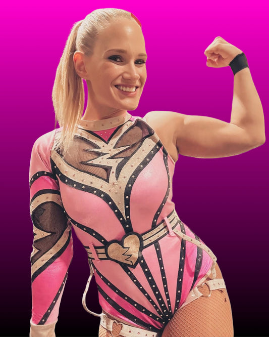 Shazza McKenzie 8x10 Preorder Squared Circle Expo