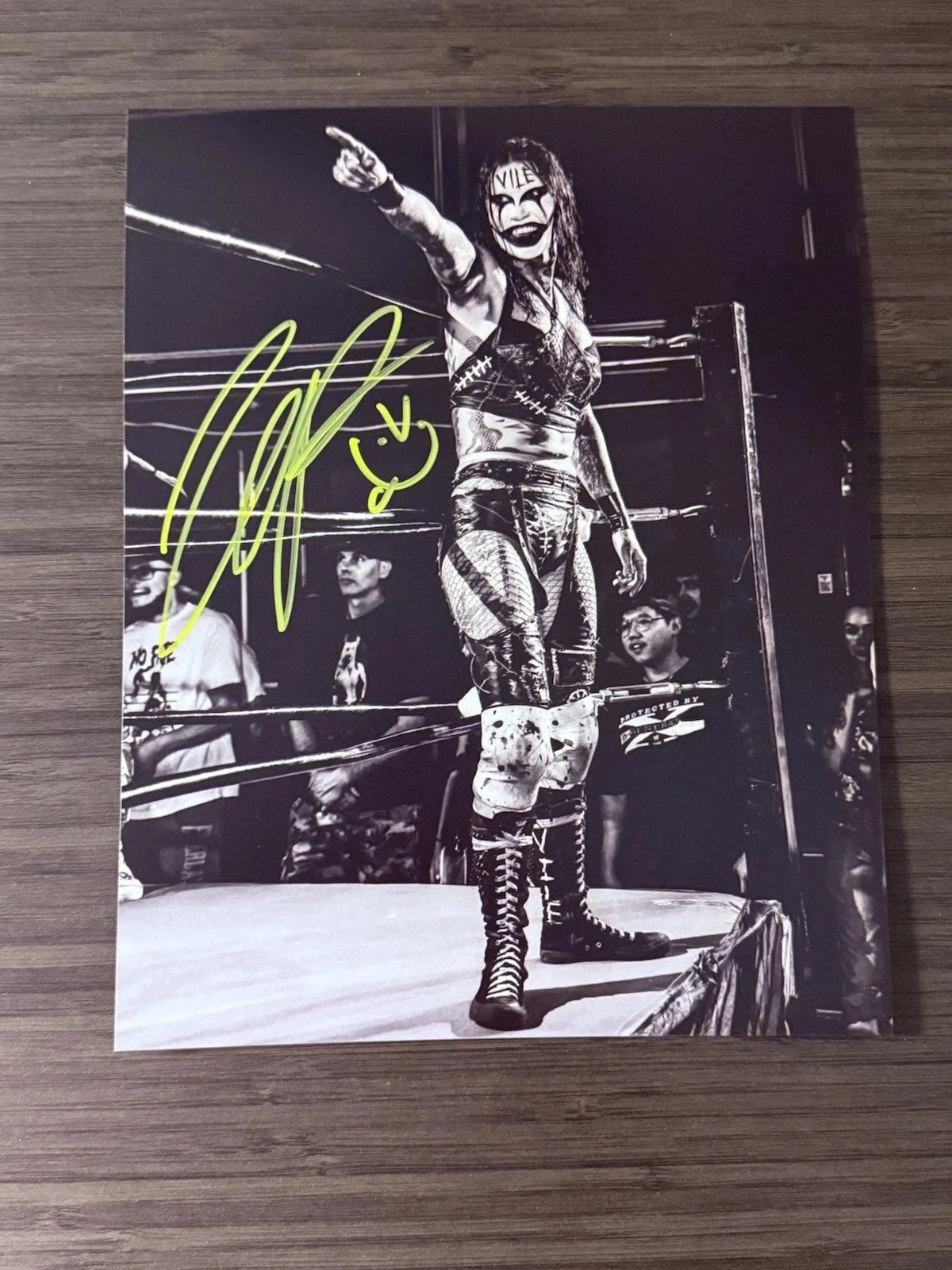 Vile Tara Zep Autographed 8x10 Photo