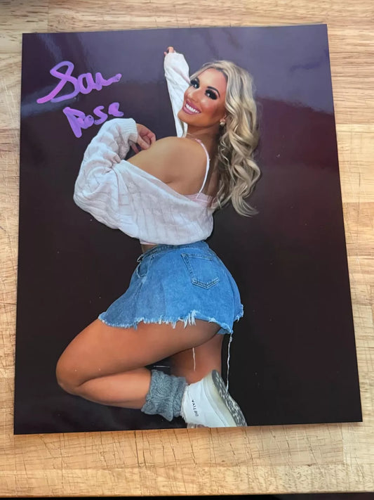 Sophia Rose Autographed 8x10 Photo