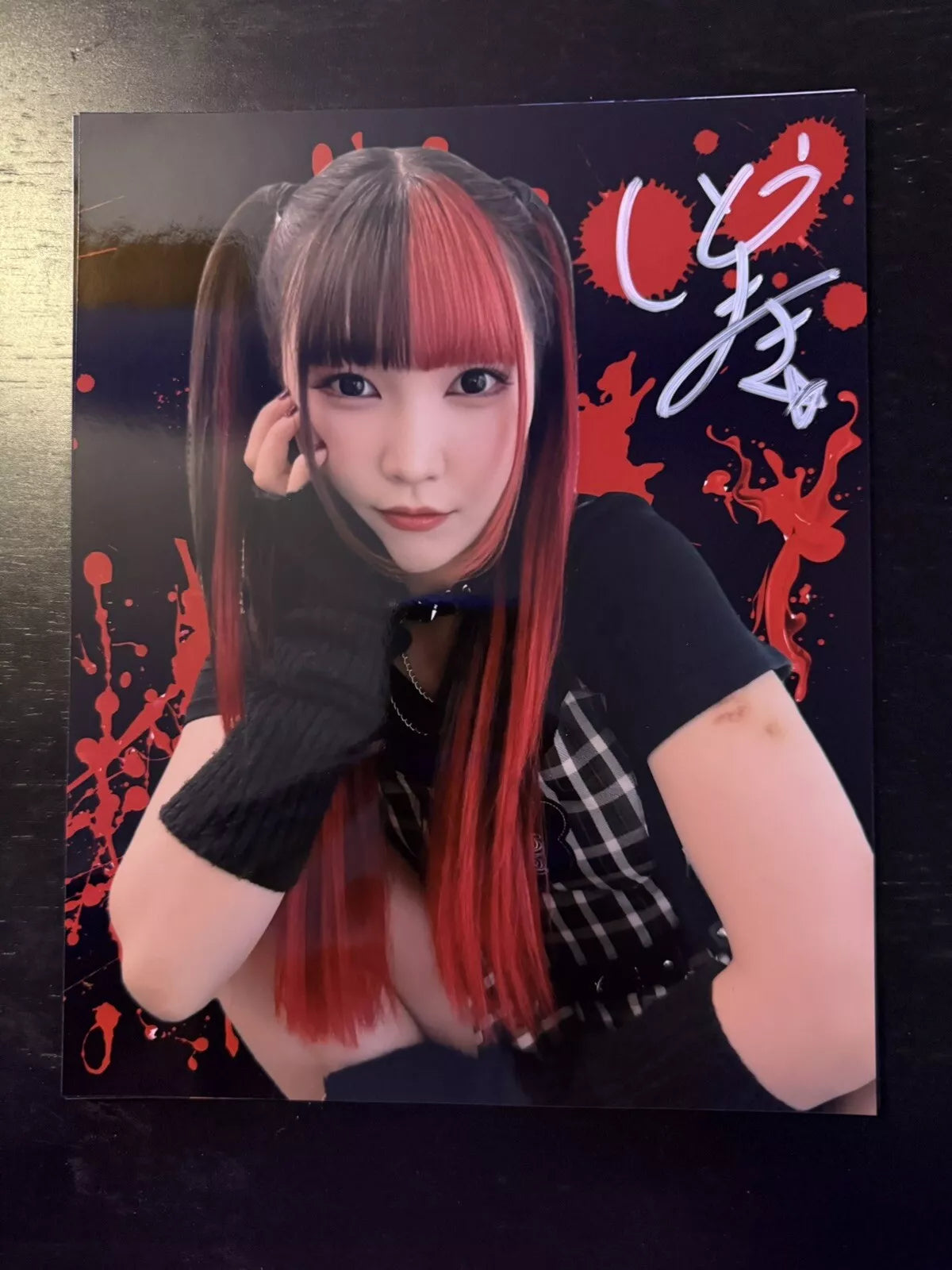 Maki Itoh Autographed 8x10 Photo