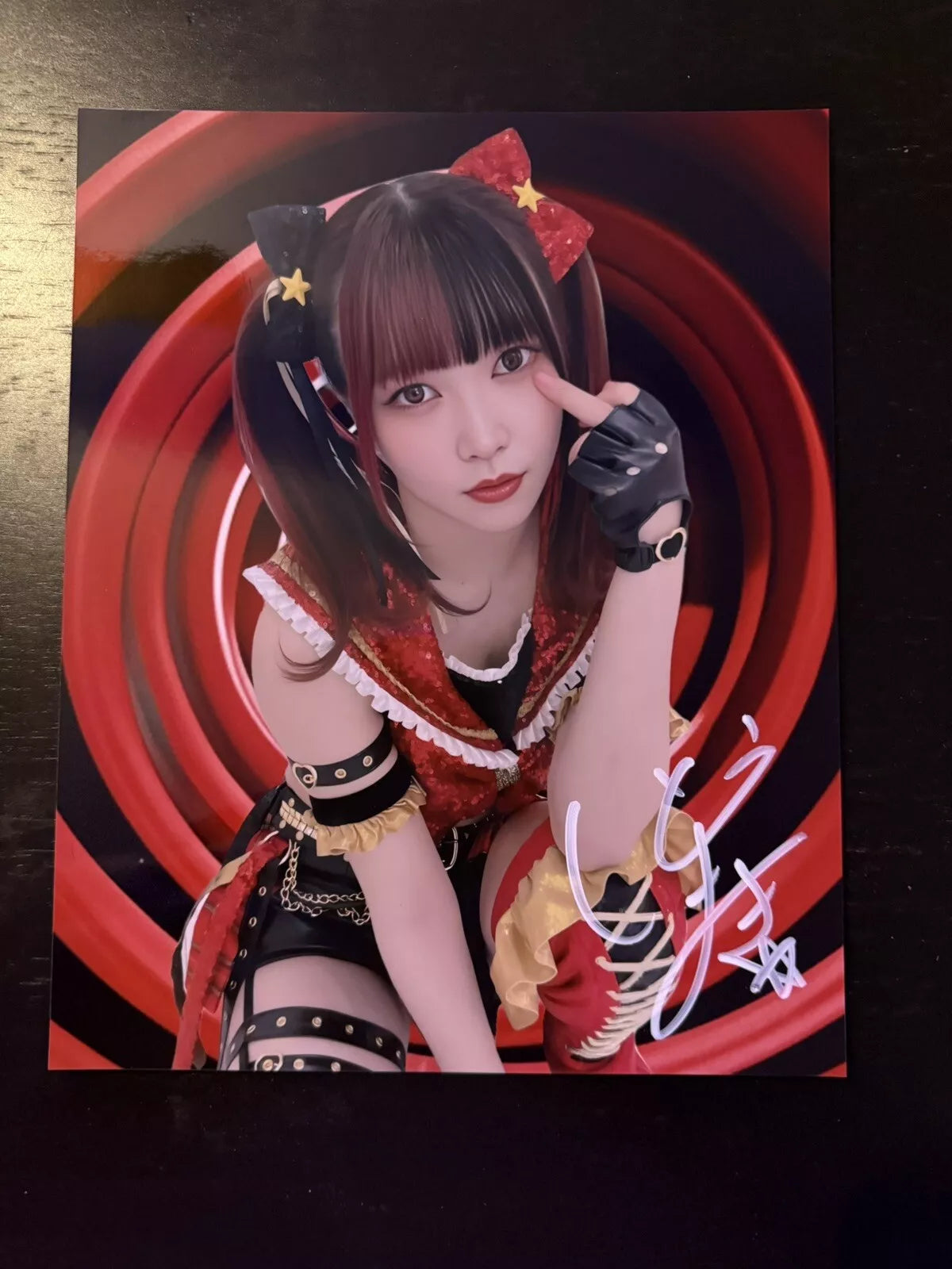 Maki Itoh Autographed 8x10 Photo