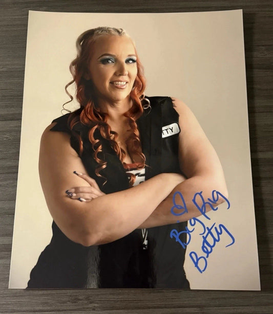 Amazing Maria Big Rig Betty Mother Truckers Netflix 8x10 Photo WOW