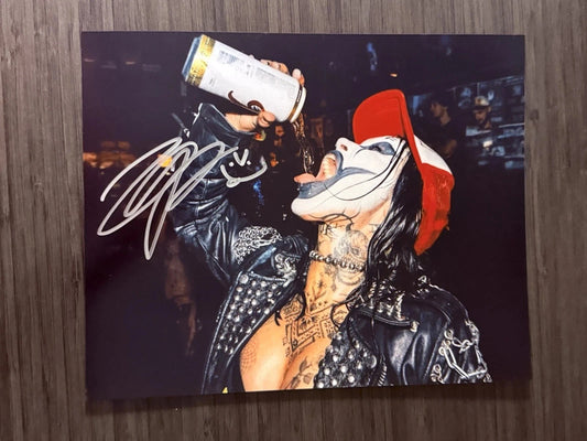 Vile Tara Zep Autographed 8x10 Photo