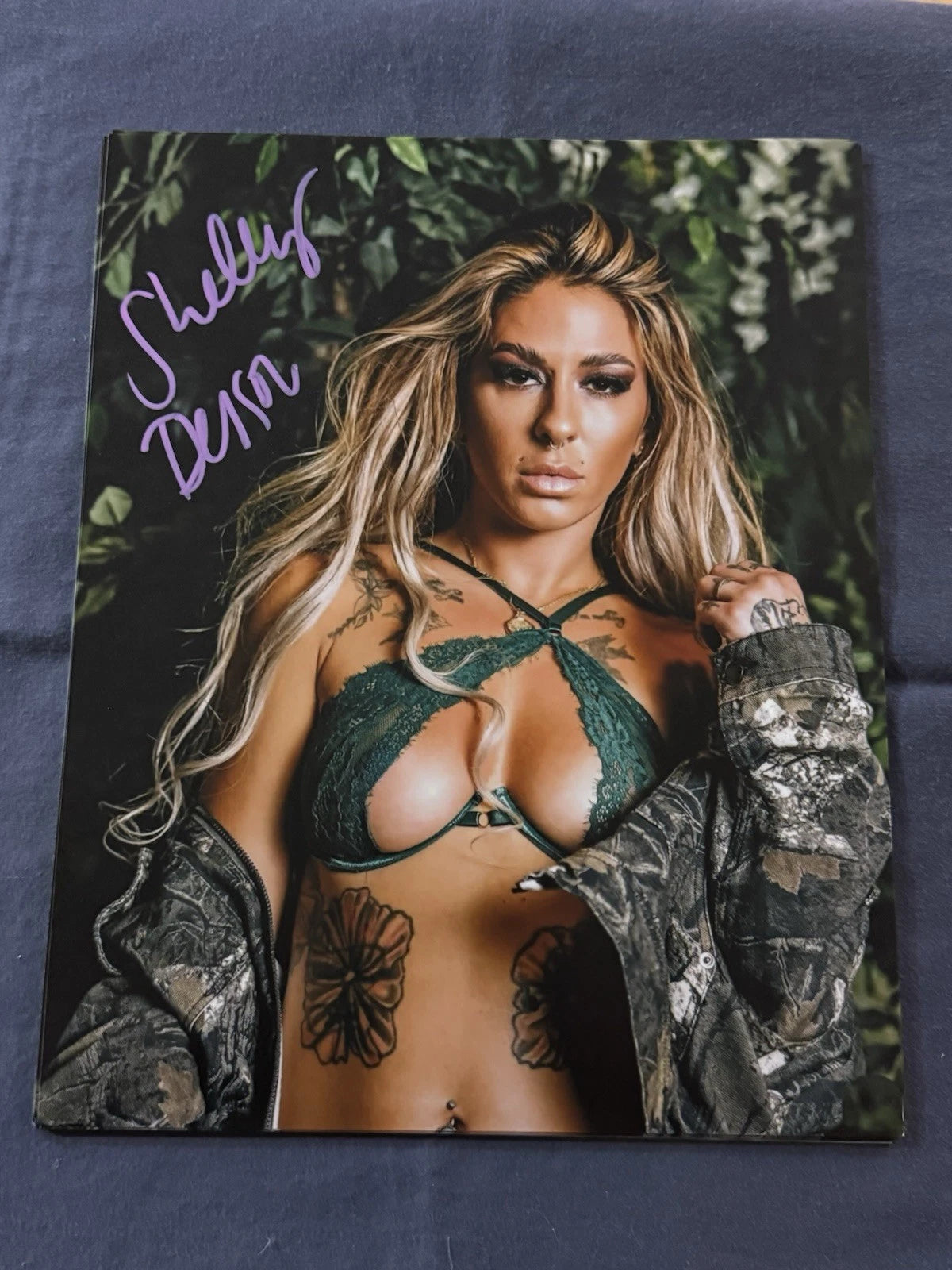 "The Bombshell" Shelly Benson Signed Autographed 8x10 Photo