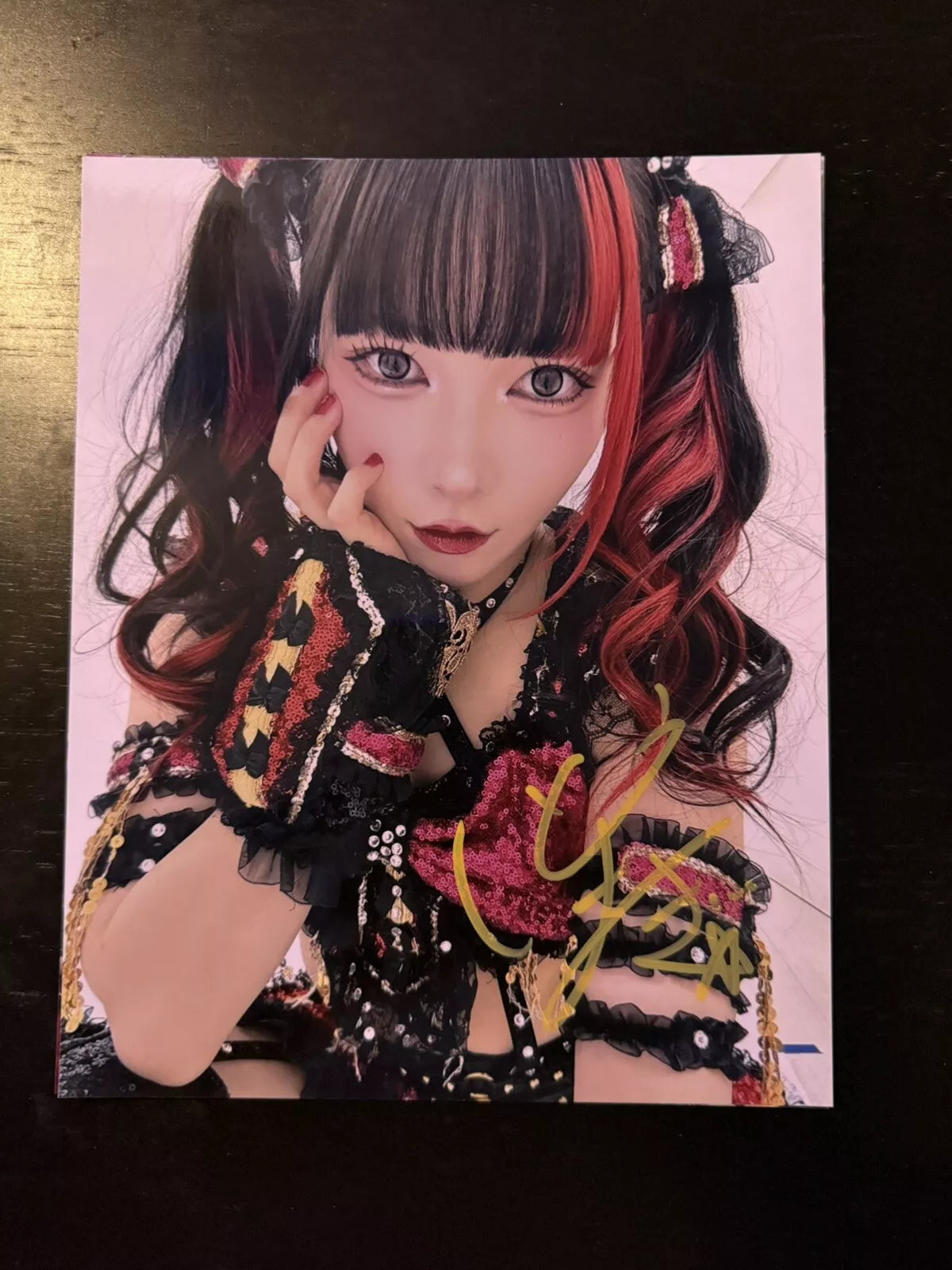 Maki Itoh Autographed 8x10 Photo